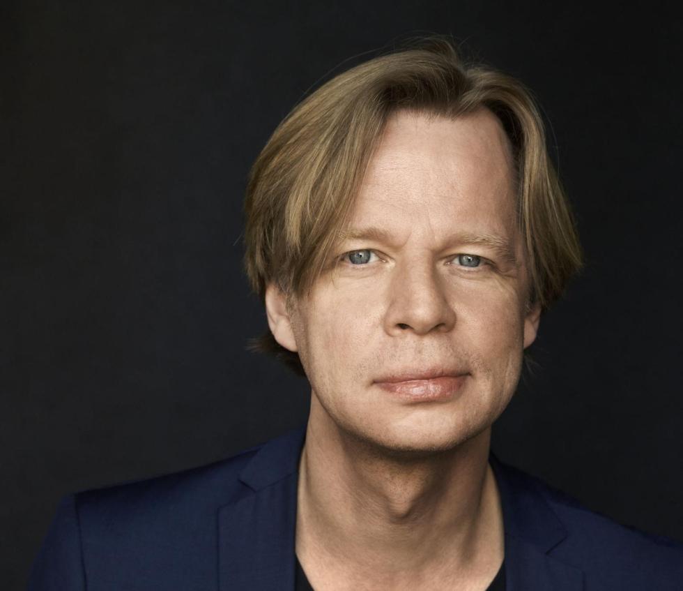 Hvem har magten nu? Spørg Clement om alt i verden – og i Danmark