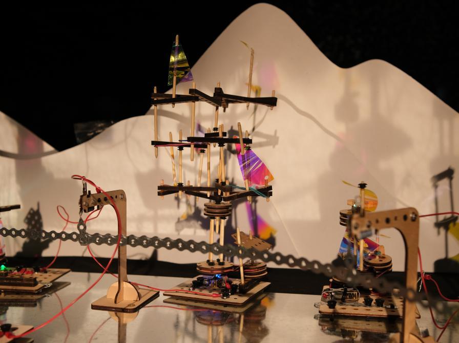 Drop-in familieworkshop - Byg en bæredygtig ø