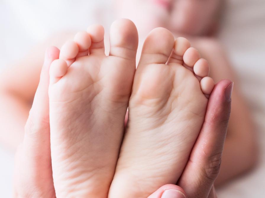 Dig & din baby - Babymassage og zoneterapi