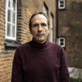 Peter Viggo Jakobsen: Krig overalt