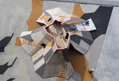 Vulkanen på legepladsen Kloden, Dokk1